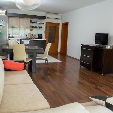 Central Apartment Mountain View Karlovo Exterior foto